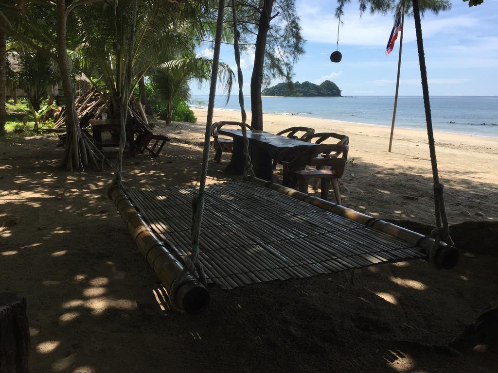 ホテルCocobar&Bungalow'Kohjum ジュム島 エクステリア 写真